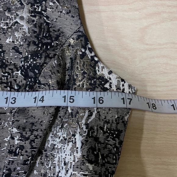 N Notori Black Metallic Drop Waited Sleeveless Event Dress Size 4 NWT - Picture 4 of 6